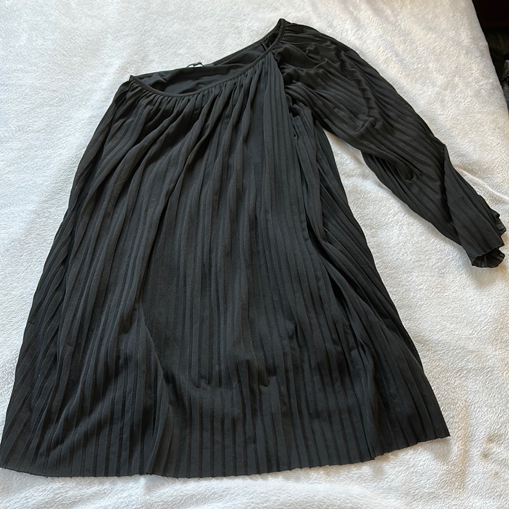Glassons one shoulder dress